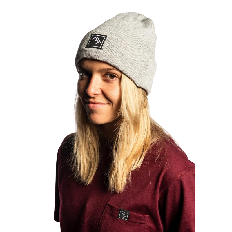 BEANIE - ASH - SnowTech - Beanies